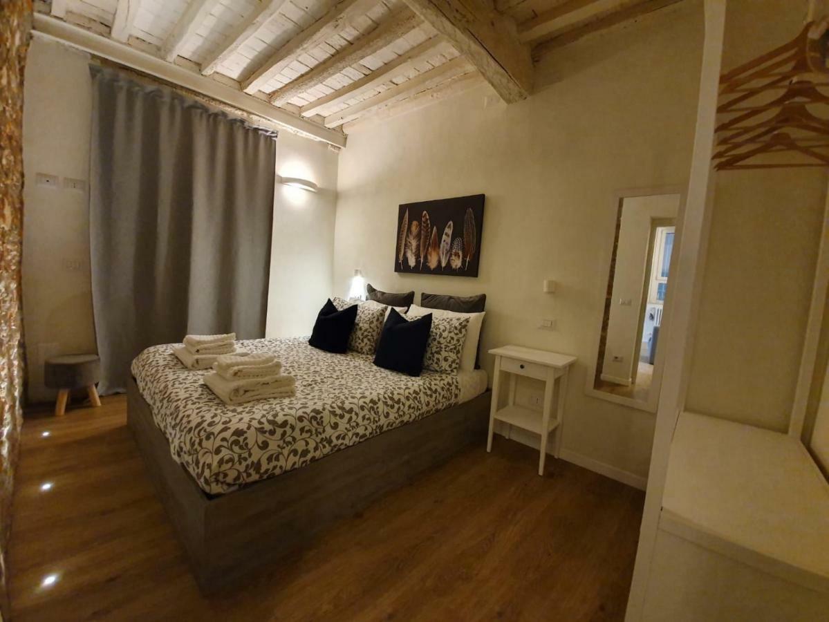 Apartament 6 Via Della Rosa Lukka Zewnętrze zdjęcie